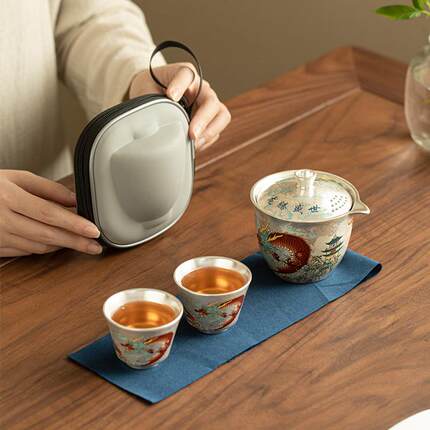 龙腾盛世鎏银旅行茶具套装一壶两杯便携包户外露营泡茶陶瓷快客杯