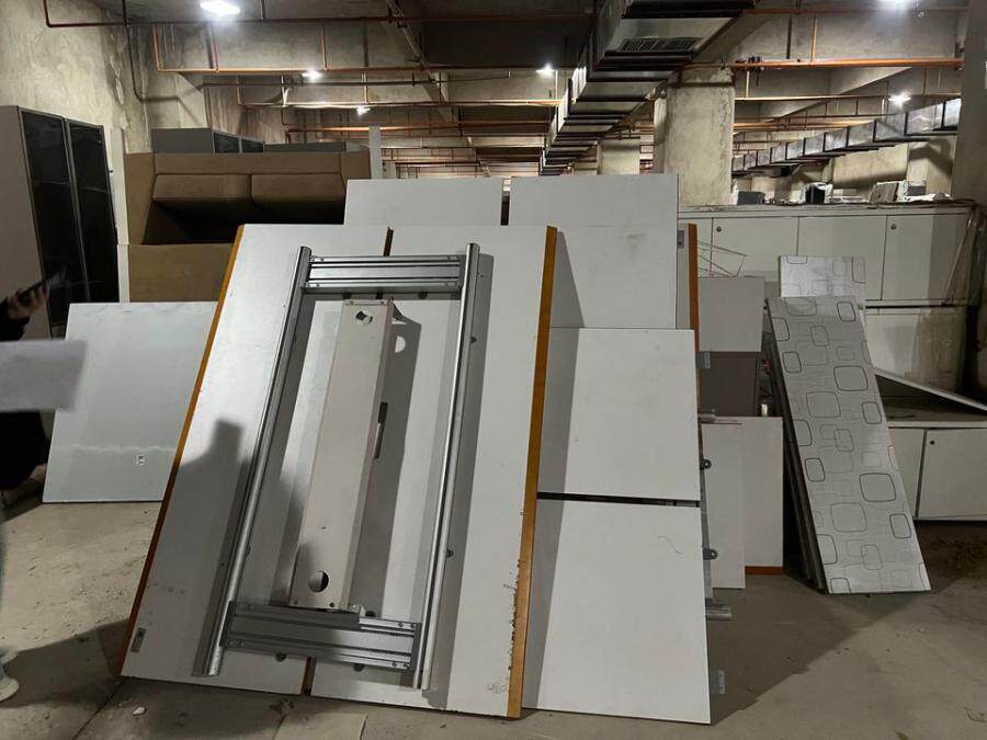 4月30日昆明市进出口公司拥有的电子、办公设备一批网络拍卖公告