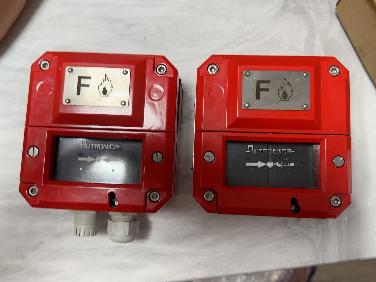 AUTRONICA+报警器，全新件，便宜出