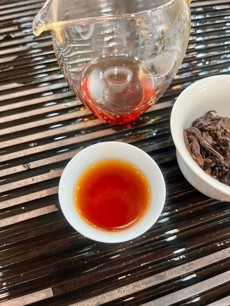 2斤袋裝處理尾貨老茶頭普洱熟普包郵 普洱茶 BUASHOP普洱老茶