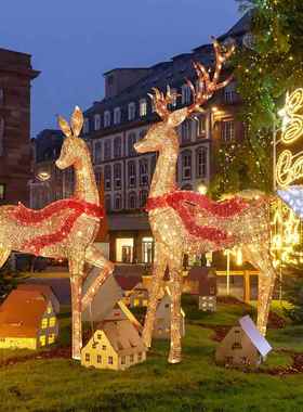 新款2.7米大型铁艺棉线发光圣诞鹿摆件商超户外圣诞节装饰造型灯