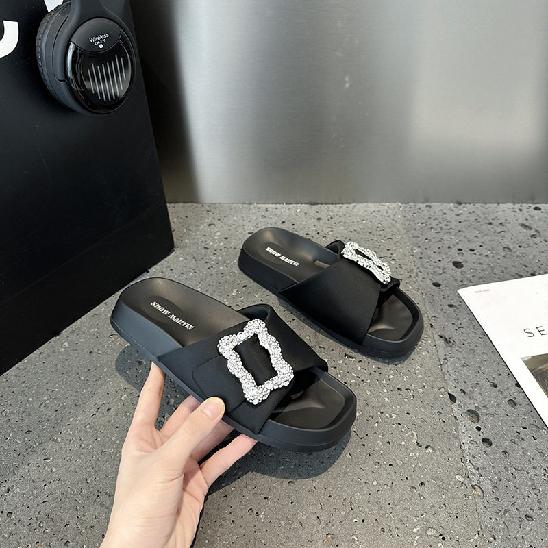 一字拖松糕厚底拖鞋女外穿凉拖休闲凉鞋2025夏季新款水钻扣踩屎感,女鞋,一字拖,淘宝优惠券,粉丝福利购,淘宝优惠卷