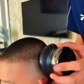 电动理发器UFO飞碟自理全自动男士 电推剪剃头发光头旋转刀头推理