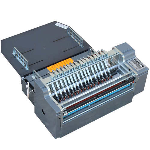 自动不干胶划线机贴纸分切机自动进纸高速A3不干胶标签切割机