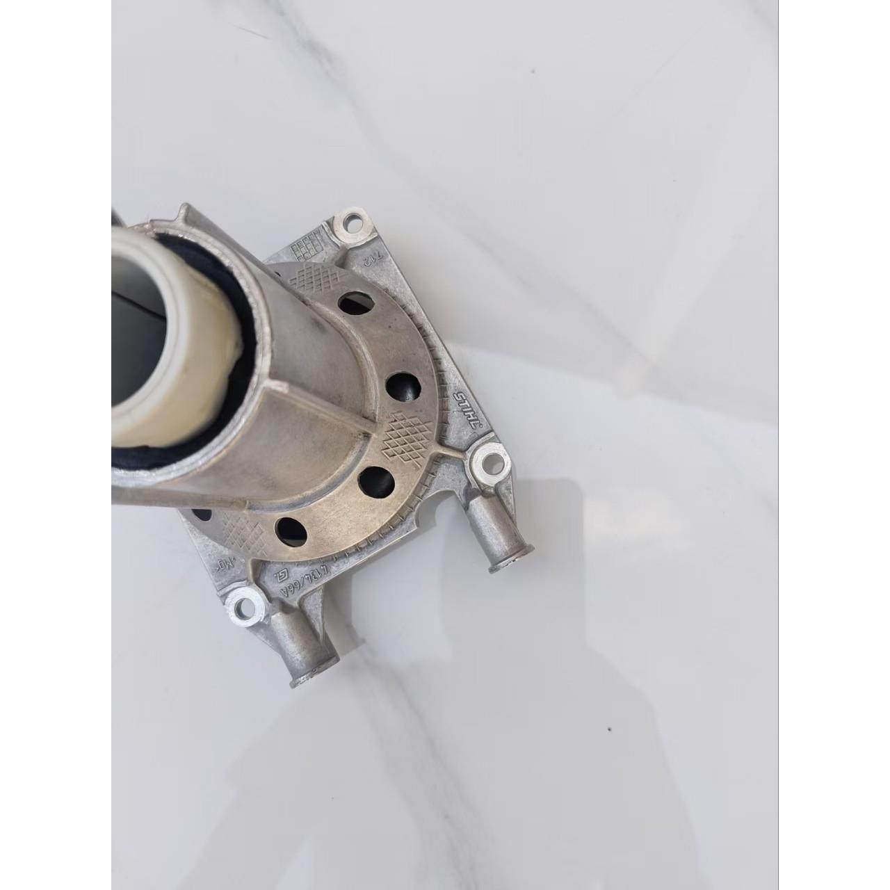 原装斯蒂尔Fs120割灌机(新款)离合杯与外罩总成