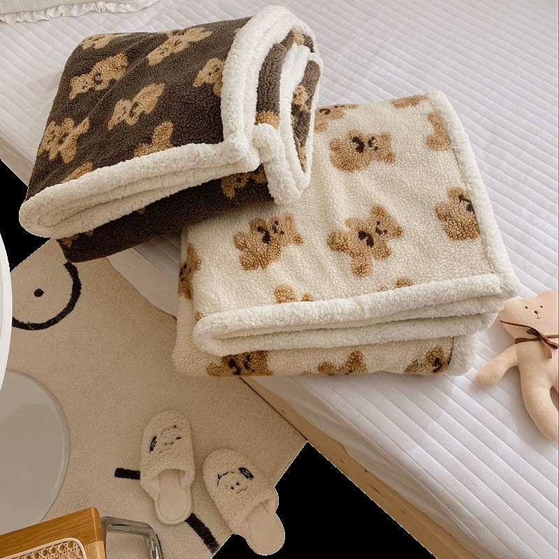 小办公室盖冬季沙发法兰绒学生宿舍加厚被子午睡保暖单人毯子毛毯