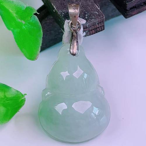 缅甸天然真品翡翠S925银镶嵌冰满绿满色高端精品闪拍葫芦玉石吊坠