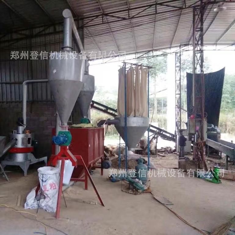 65型立式木粉机制香用木粉机可以打电话咨询