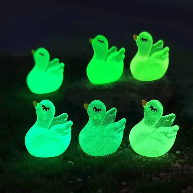 新光款爱面夜233迷你小天鹅微景观园艺小可摆件桌汽车中控台卡通