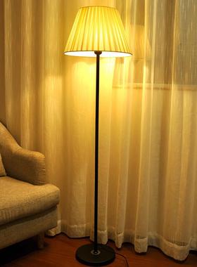 落灯客厅卧室沙发床头现控代创地意温馨装饰LED遥喂奶513地落台灯