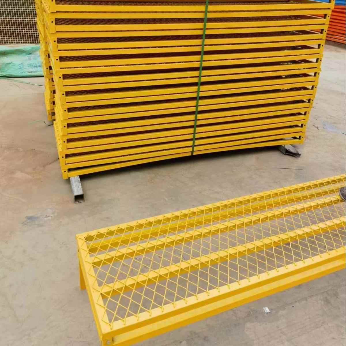 建施修工筑打灰马凳黄色马道钢筋RMM周转检钢板踏钢工筋浇筑人走