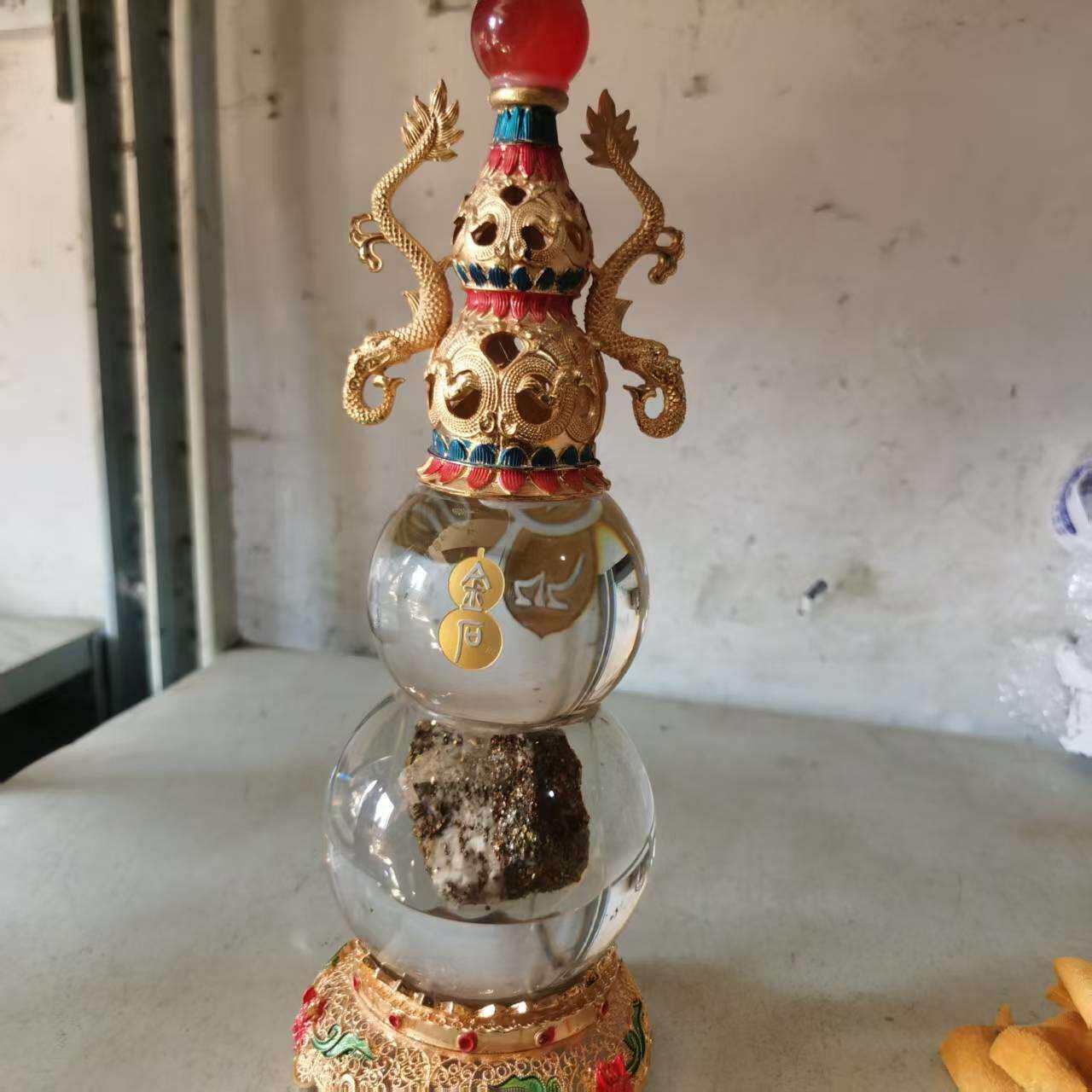 珍品收藏双龙戏珠铜饰镶嵌仿白水晶葫芦矿石茶桌招财摆件