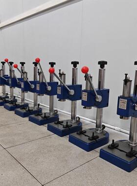 机外壳冲0孔小型RZF手啤 机20030 500kg外壳手挂件冲孔手动压力机