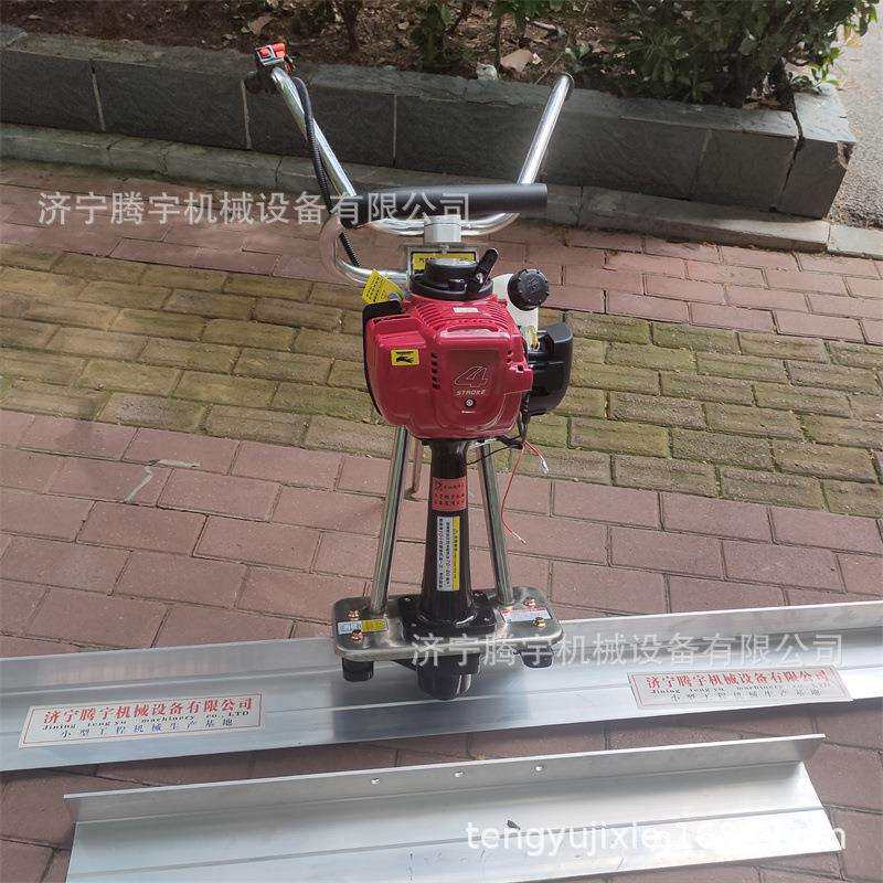 手扶汽油振动尺2米现货供应混凝土路面用电动振动尺刮板尺 振平机