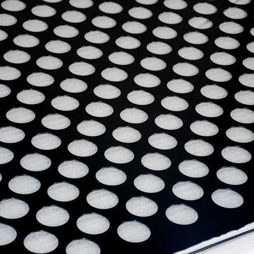 现货定 制金属板网穿孔板冲孔护栏冲孔筛网板不锈钢冲孔网