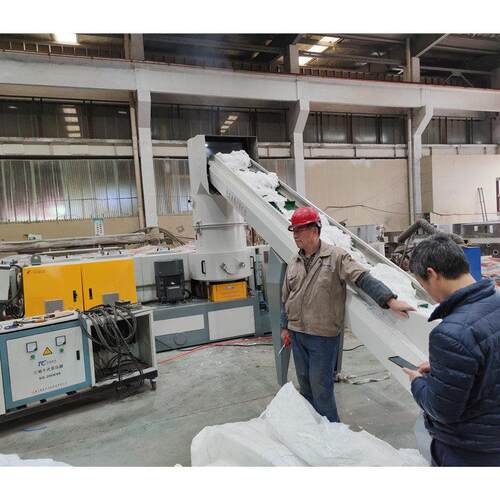 尼龙布下脚料废丝气囊布造粒挤出机PP无纺布卫生巾回收造粒机组