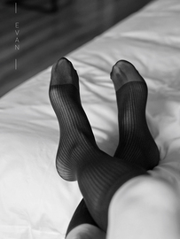 正装丝袜男士日系舒适西装商务袜绅士锦纶薄款性感黑色细条纹袜