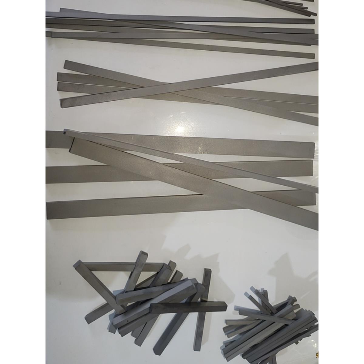 原生料硬质合金超薄钨钢长刀条片厚0.50.60.81X毫米超硬YL10.2YG8