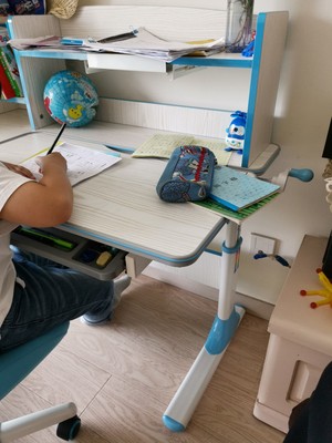 吐槽香奈雅轩儿童学习桌怎么样，口碑效应如何，推荐入手吗