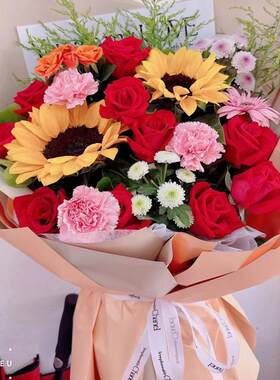 海南海口三亚市订鲜花同城速递绣球玫瑰桔梗康乃馨花束生日配送店