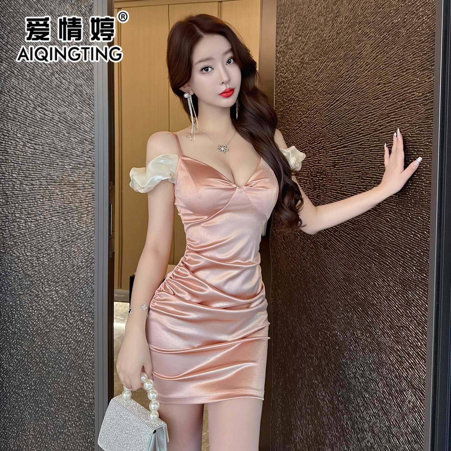 低胸性感吊带连衣裙修身显瘦包臀泡泡袖夜总会上班衣服足疗工作服