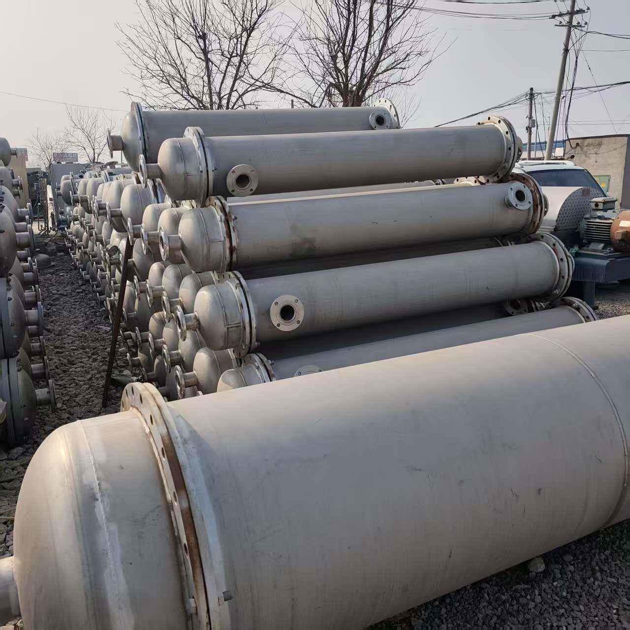 现货供应10-50平方化工制药换热器列管式冷凝器不锈钢304换热器