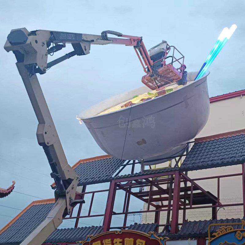 专业生产玻璃钢大型雕塑仿真面条大碗装饰造型摆件市政雕塑厂家