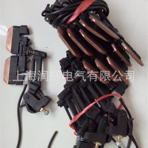 JD-4-100A滑触线四极集电器 行车受电器 轴承轮 高含铜碳刷