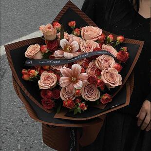 高级感郁金香花束卡布奇诺玫瑰鲜花快递同城女友北京店配送全国店