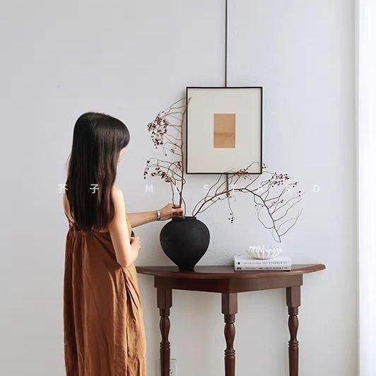 2025新款轻奢现代实木玄关桌半圆入户走廊展示台靠墙窄装饰供桌