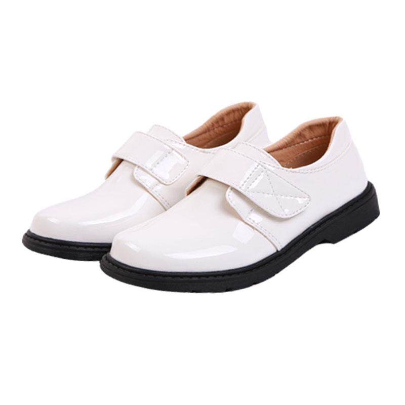 高档男童色皮学鞋校中小黑生表演出鞋漆皮光亮面单鞋儿童尖头礼学