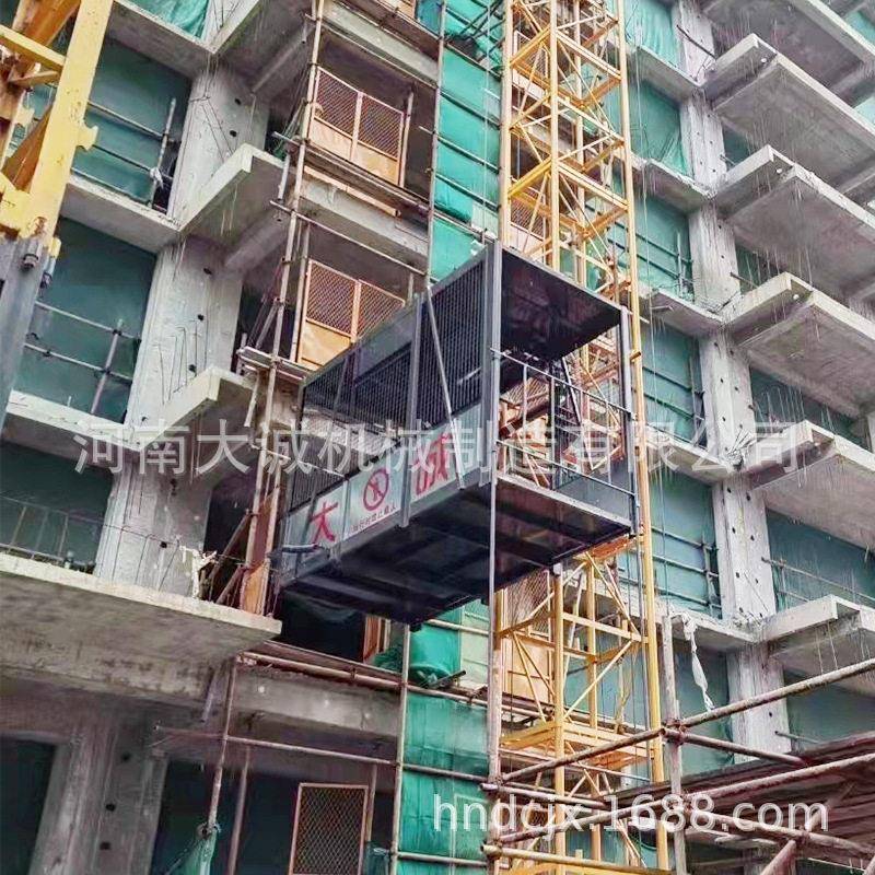 厂家供应物料提升机房建桥梁隧道施工运料用柱双吊笼升降机