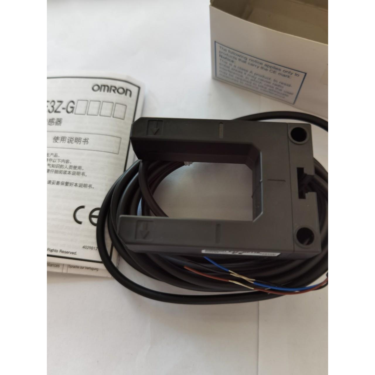 光电开关 E3Z-GP11B 槽形传感器
