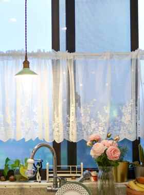 拾光布艺蕾丝厨房半帘隔断窗咖啡帘门帘美式白色田园底边波浪短门