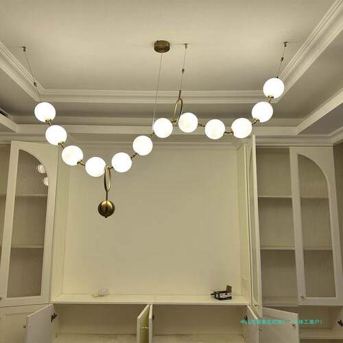 智能餐厅吊灯创意珍珠轻奢卧室复式别墅loft公寓旋转楼梯间客厅灯
