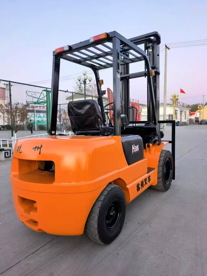 11月24日天津杭州3.5吨叉车升高4米网络拍卖公告