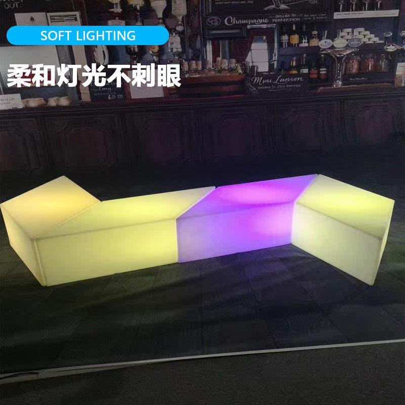 LED发光菱形酒吧凳KTV七彩座椅组合广场创意网红装饰坐凳桌椅组合