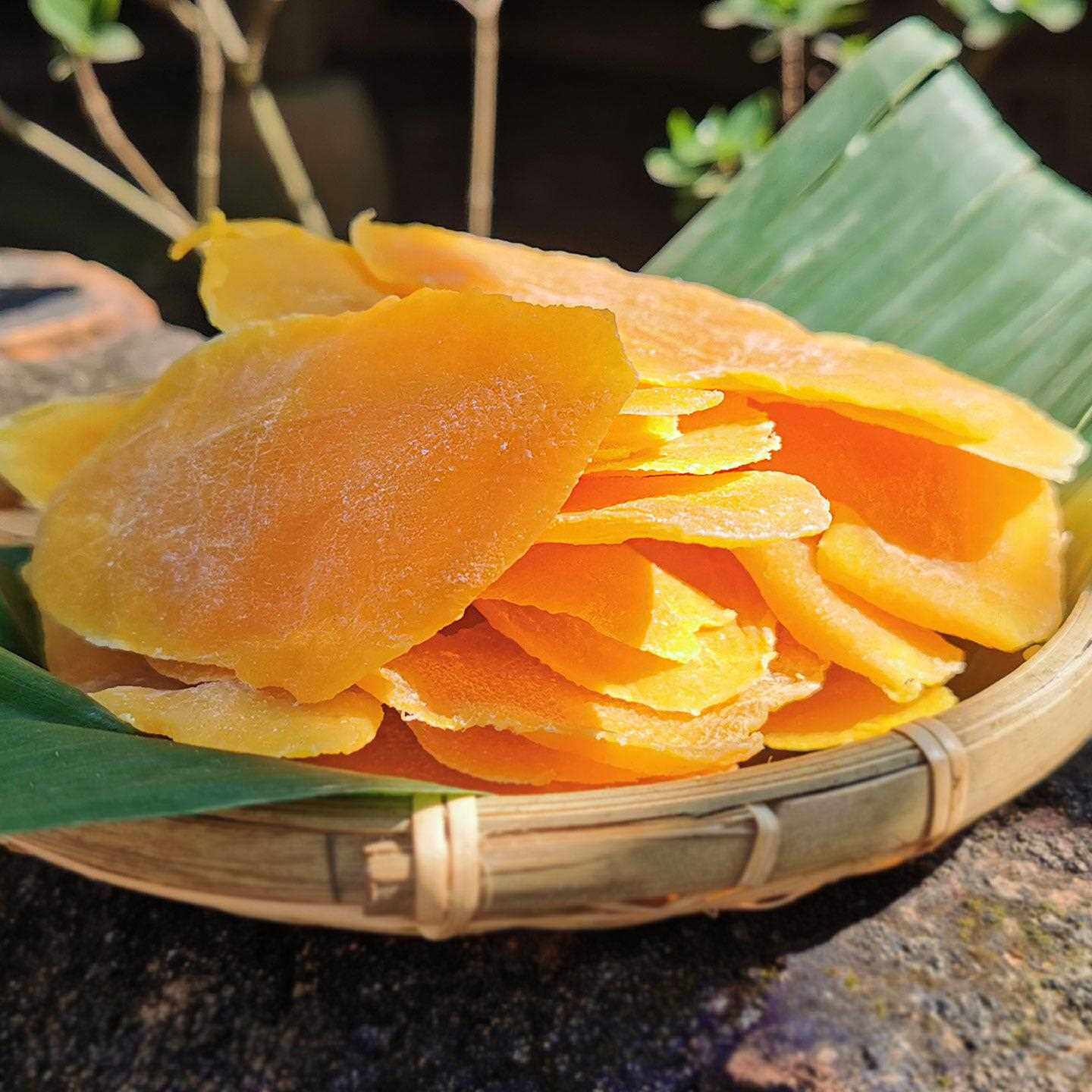 新疆包邮西双版纳芒果干 干傣家手工美食原味水果干 干零食散装云