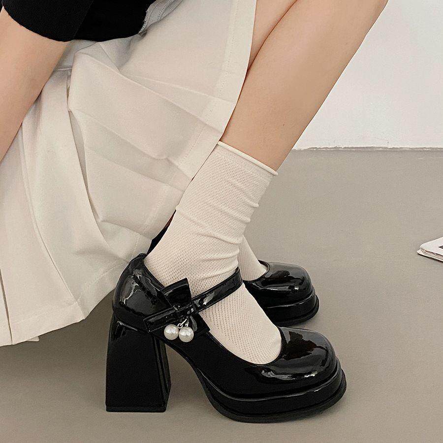 白色小个子粗跟玛丽珍高跟鞋女2026新款夏季配裙子圆头百搭小皮鞋