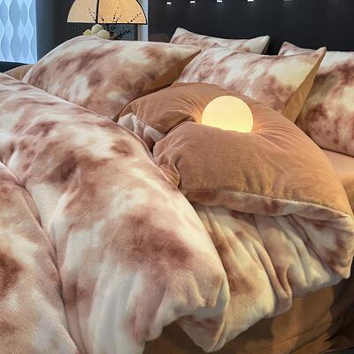 A类秋冬高克重全消光雪貂绒扎染风床上四件套保暖被套圆角床单款