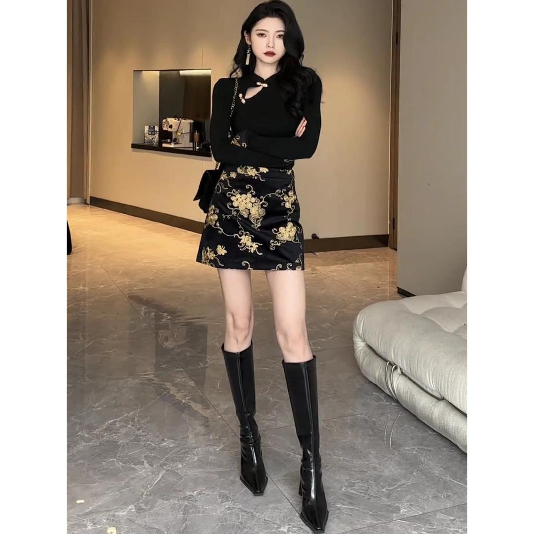 2025秋季新款新中式国风盘扣T恤上衣搭高腰显瘦半身裙时尚两件套