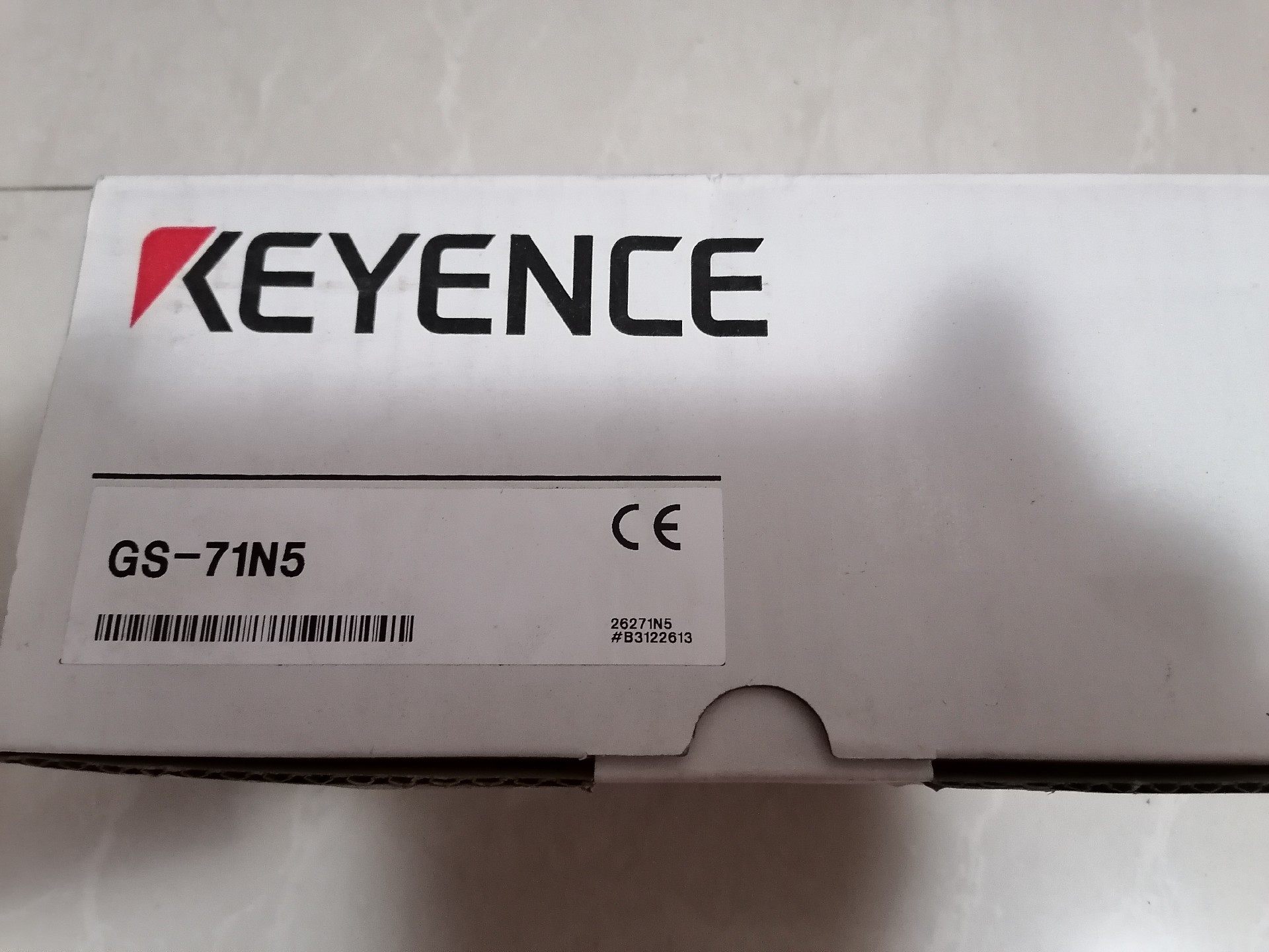 基恩士全新正品GS-71N5安全门锁，实物照片。内外编码一致