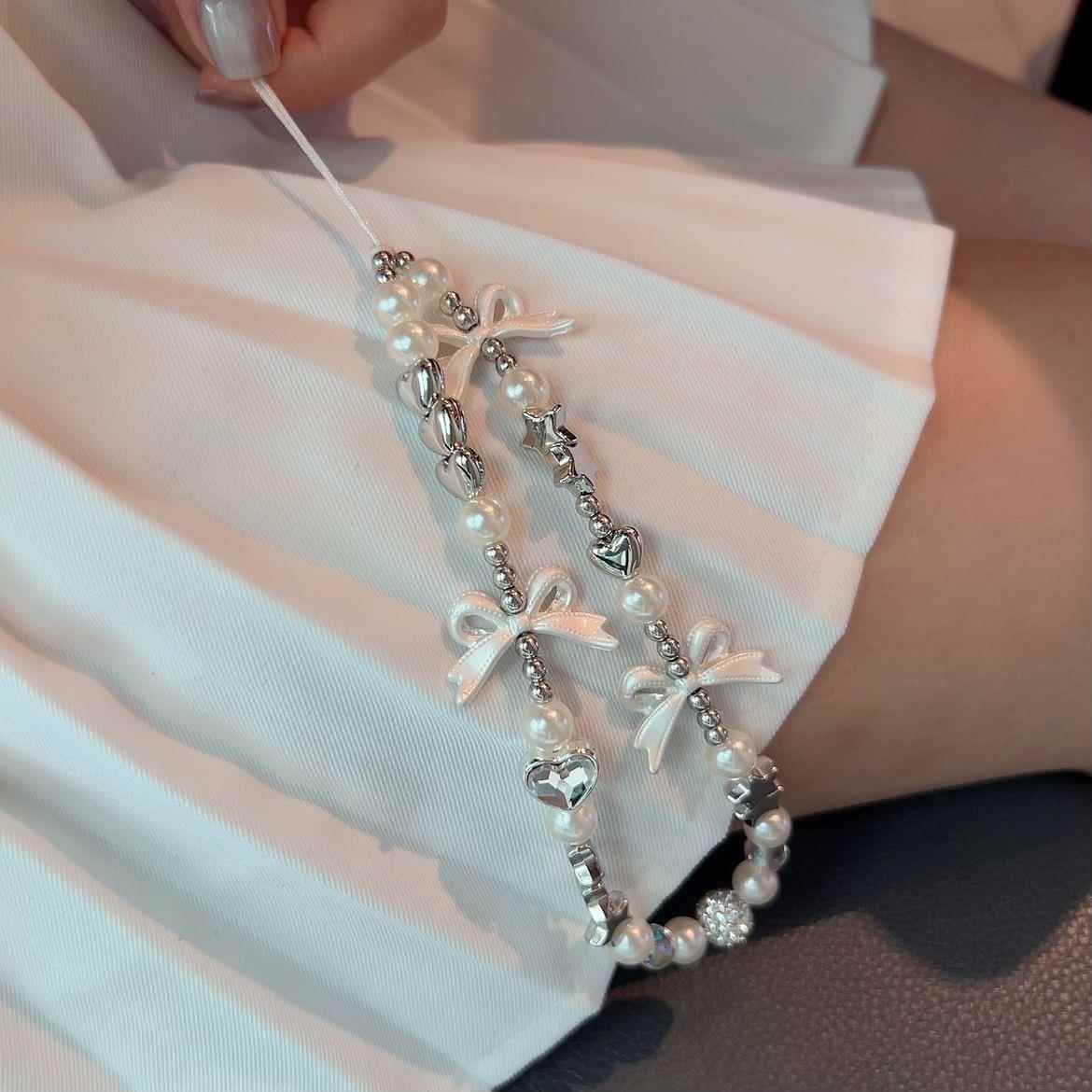 三朵蝴蝶结珍珠挂链百搭包包相机钥匙扣粉丝礼物挂饰挂绳少女