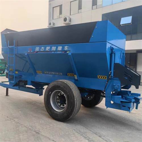 养殖场干湿粪便撒粪车鸡鸭牛羊鲜粪扬粪机地面化肥抛洒车