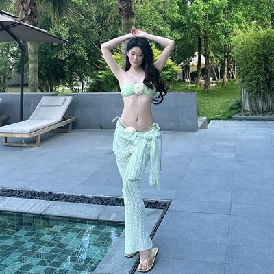 Gardenia, white petals, cantaloupe color, summer bikini,