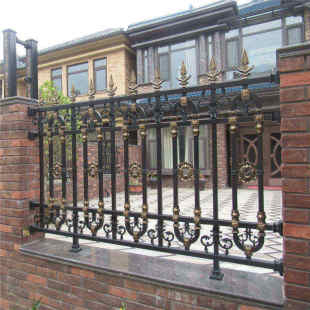 庭院栏杆围栏批发铝合金户外围栏铝护栏护栏阳台防小区别墅艺厂家