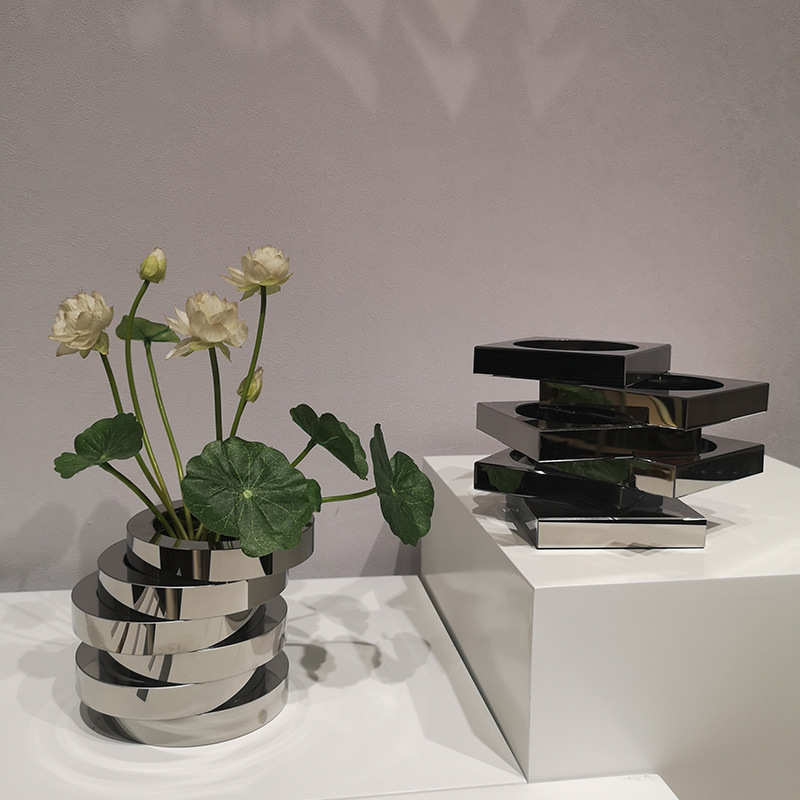 现代简约轻奢水晶花瓶花器摆件样板房售楼处博古架笔筒装饰品摆设