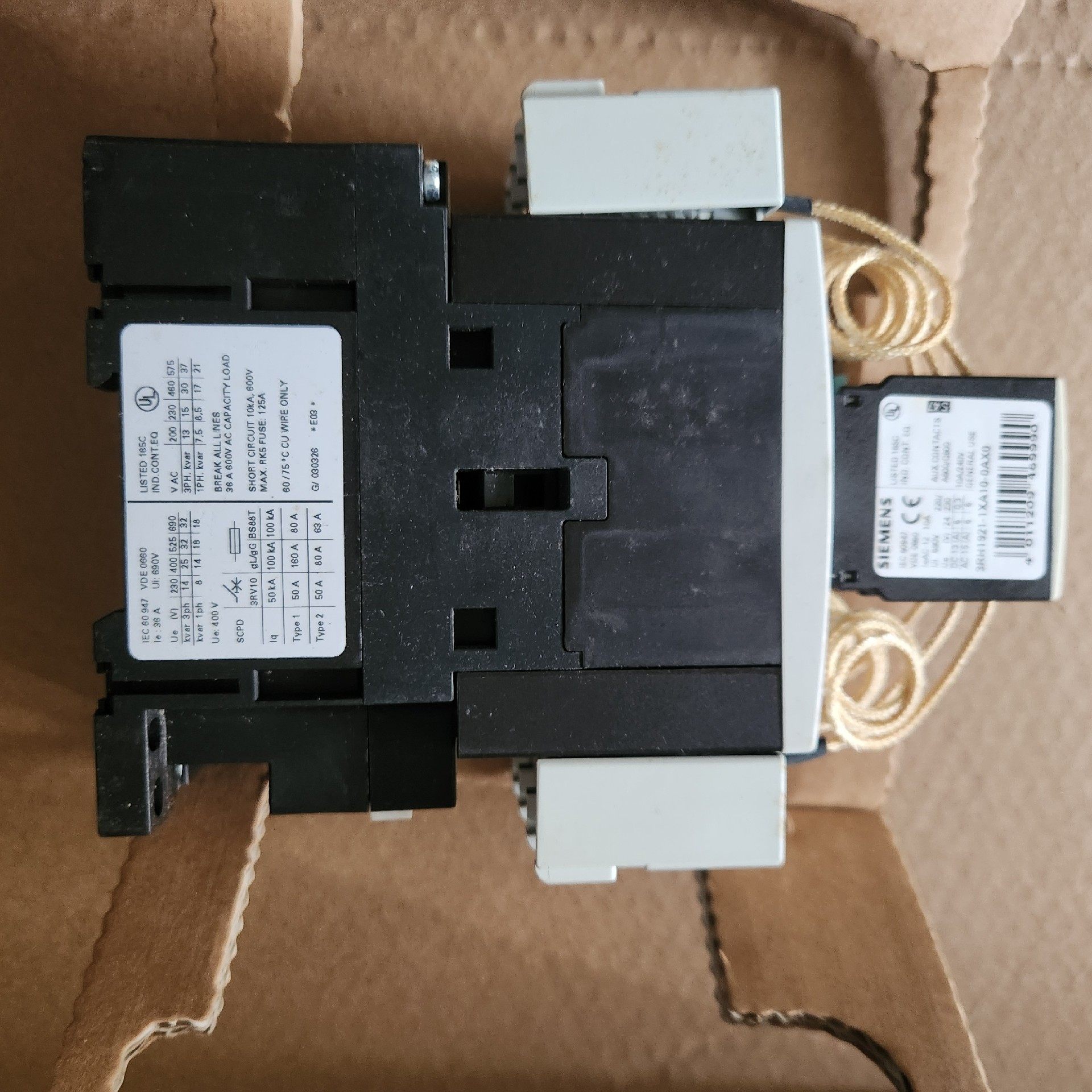 西门子全新库存 电容接触器 3RT1636-1AP01