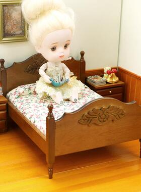 1:12娃娃屋ob11迷你家具摆件卧室微缩场景栗色木质欧式经典双人床