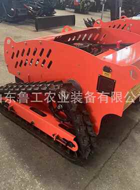 全地形遥控割草履汽式果园带打草机器自WTU走式果园草坪机油除草